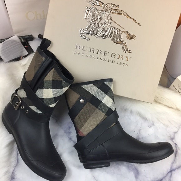 Burberry Shoes - BURBERRY rain boots rubber size euro 39